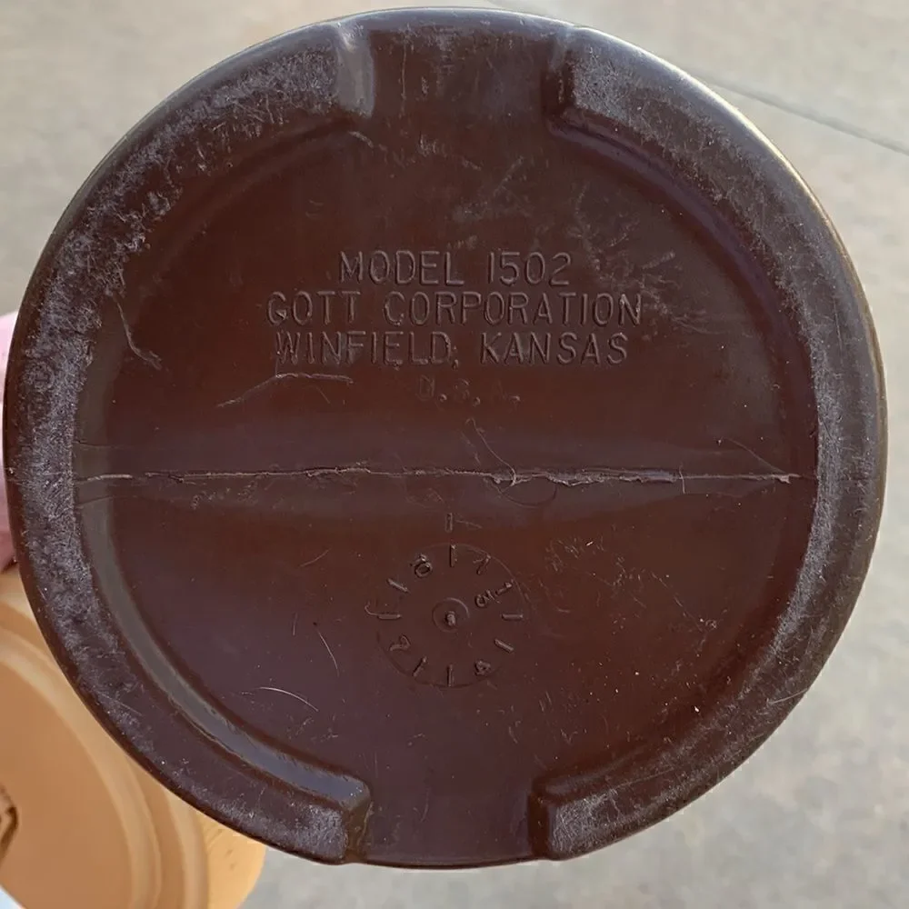 ‎Vintage 1/2 gallon Gott Cooler, Made in USA, classic cooler